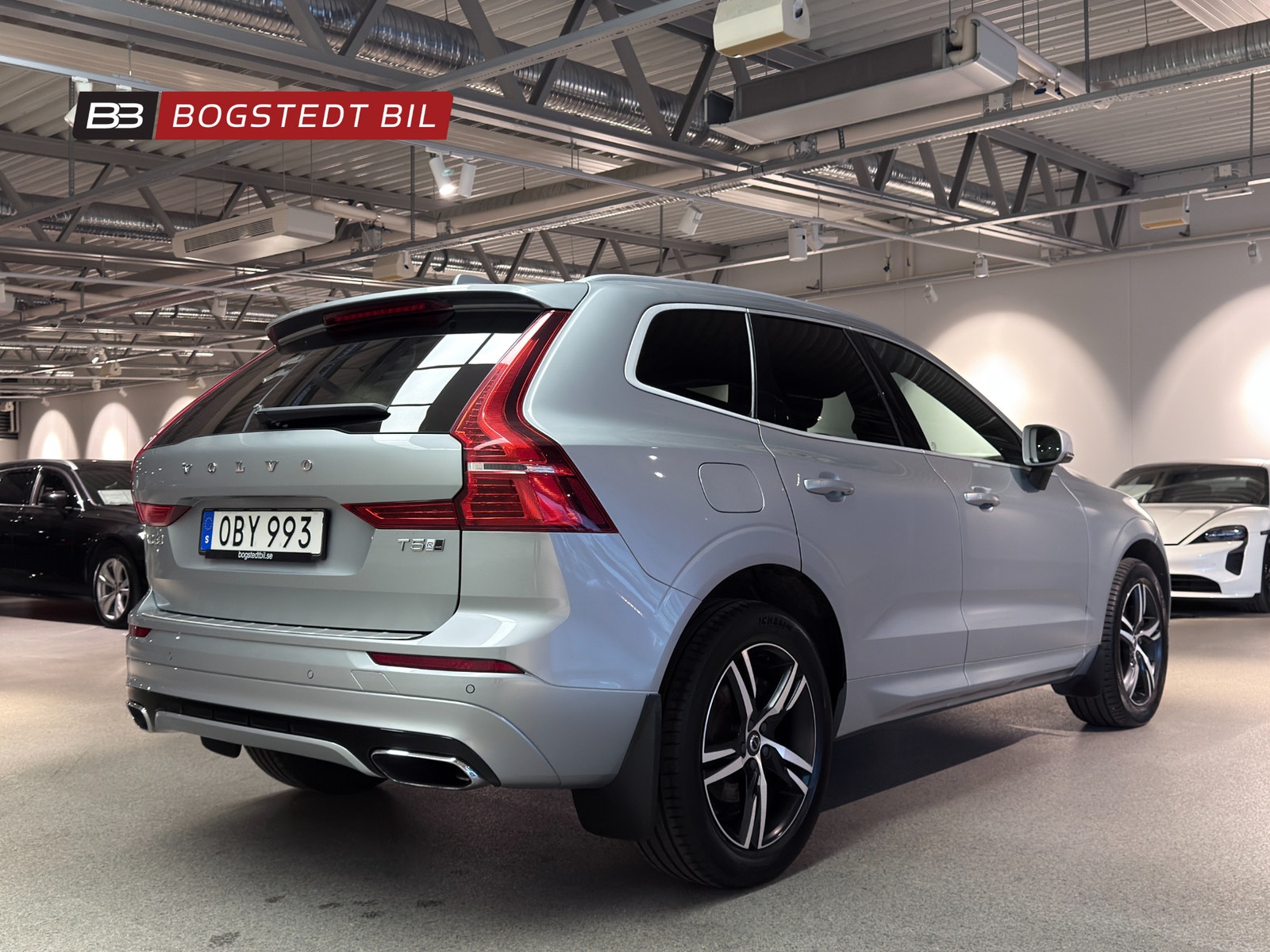 Volvo XC60 T5 AWD R-Design 254hk | Drag | Panorama | Klimatpaket 2018 - miniatyr 8