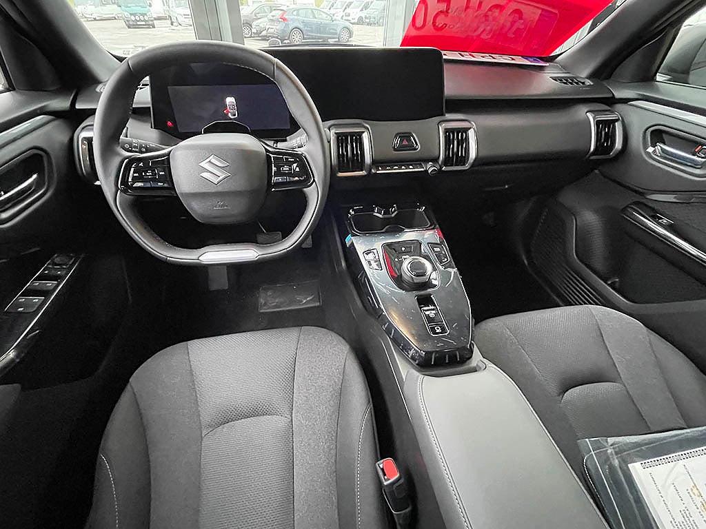 Suzuki Vitara e Select 61 kWh