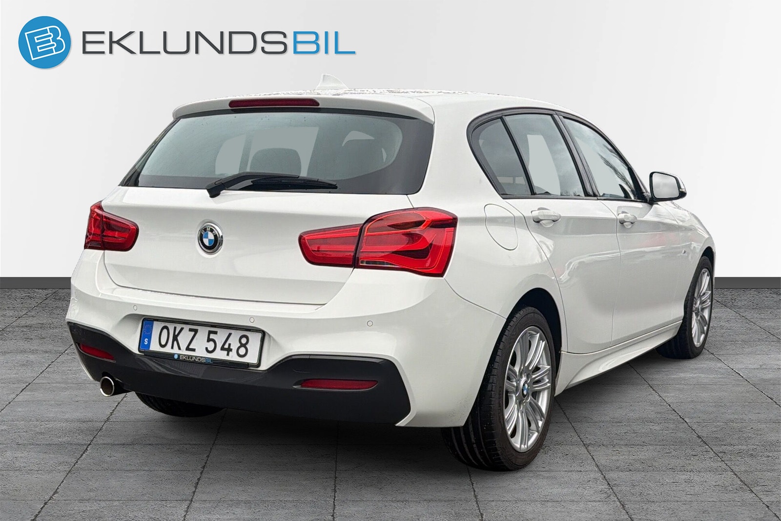 BMW 118d xDrive 5-dörrars M Sport PDC Farthållare Nyserv 2017 - miniatyr 5