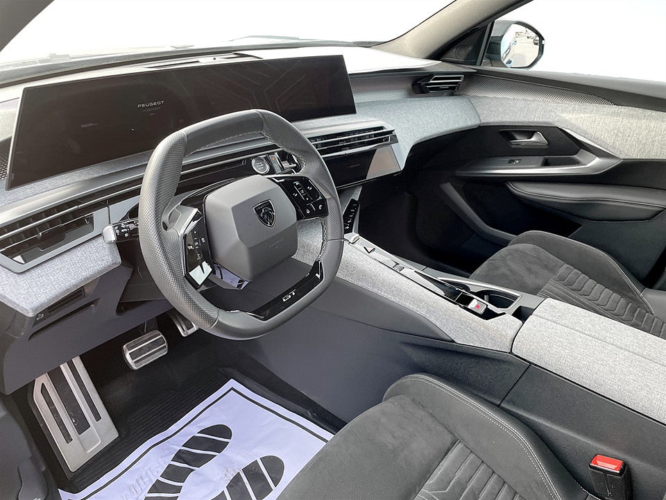 Bild på Peugeot 5008 GT Hybrid 136hk AUT - DRAG, RATTVÄRME