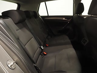 Halvkombi Volkswagen Golf 22 av 24