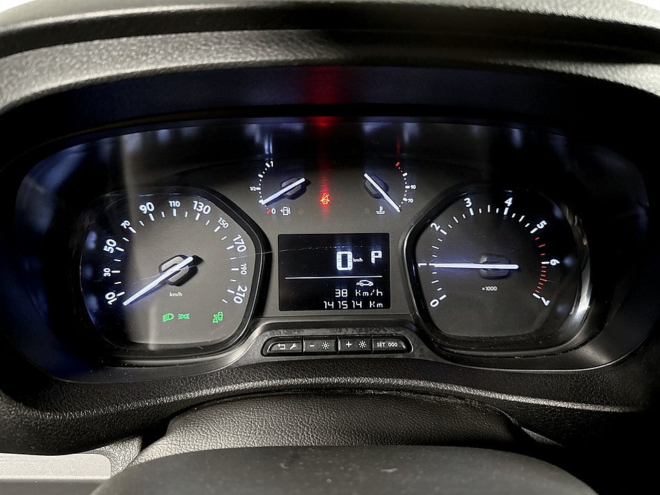 Bild på Citroën Jumpy Premium 2.0 BHDi 177hk Aut L3 DRAG B-KAMERA 