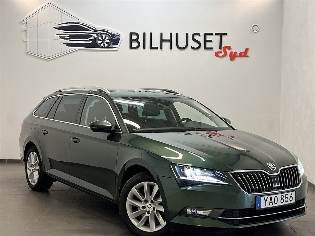 Skoda Superb 1.5 TSI 150hk Business Värmare/Läder/Bkamera/Krok/Adaptiv F