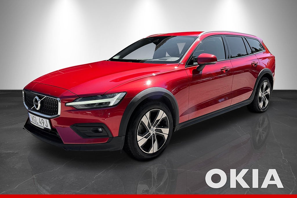 Volvo V60 Cross Country B4 AWD Geartronic Momentum B kamera 