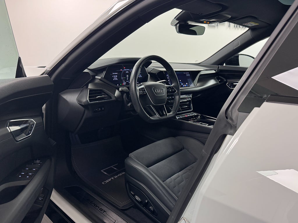 Audi e-tron 2022 - miniatyr 5