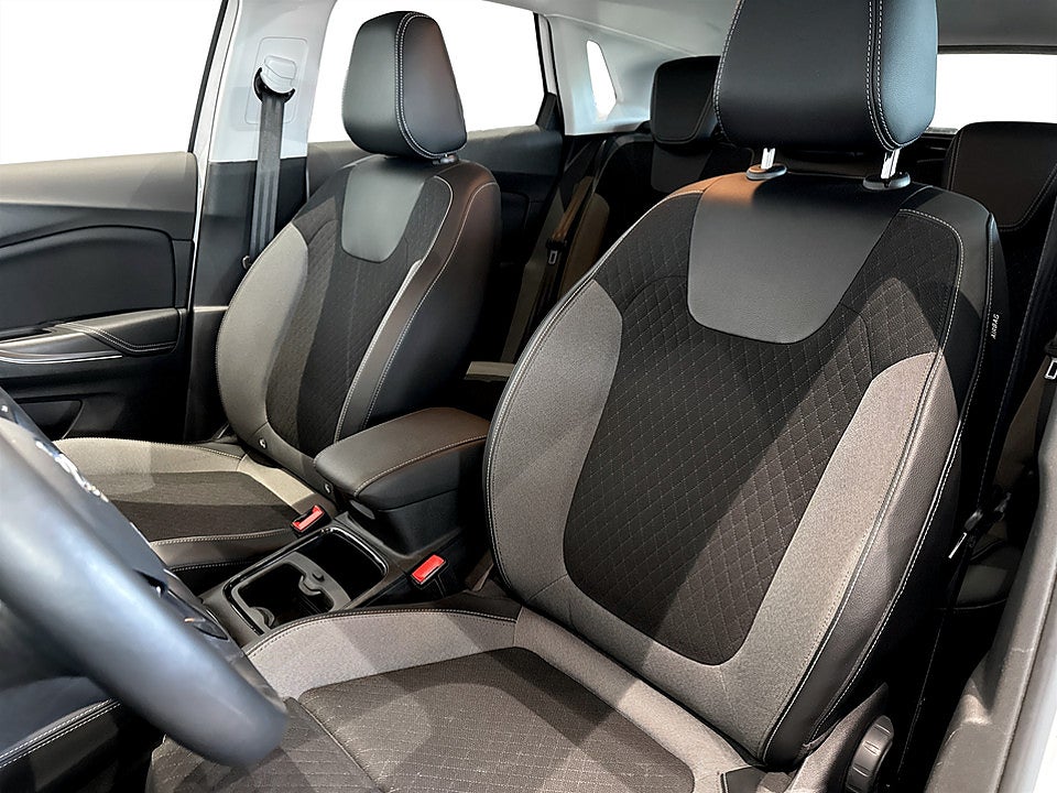 Bild på Opel Grandland Enjoy 1.2 Turbo 130hk Aut B-KAMERA RATTVÄRME