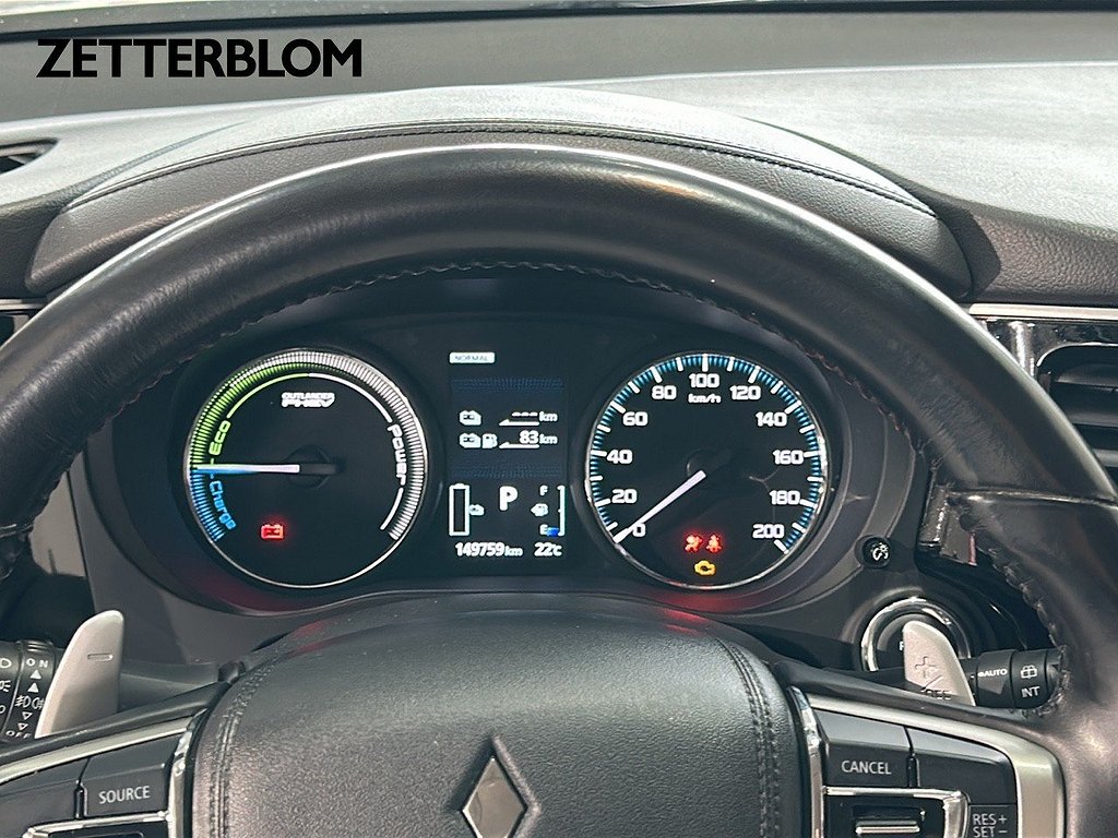 SUV Mitsubishi Outlander 11 av 14