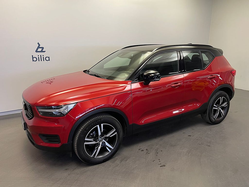 Volvo XC40 T2 FWD R-Design / Navigation / Klimatpaket /