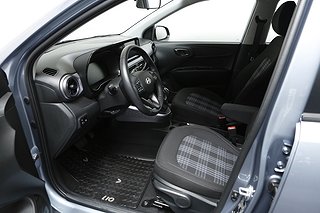 Halvkombi Hyundai i10 10 av 25