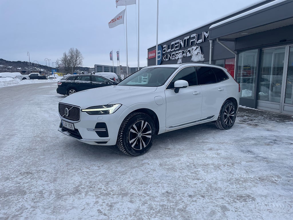 Volvo XC60 Recharge T6AWD Aut, Momentum, Lucka, Drag 