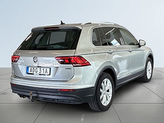 Volkswagen Tiguan 2.0 TSI 4Motion S&V/Drag/Kamera/Pvärm/Carplay – bild 6