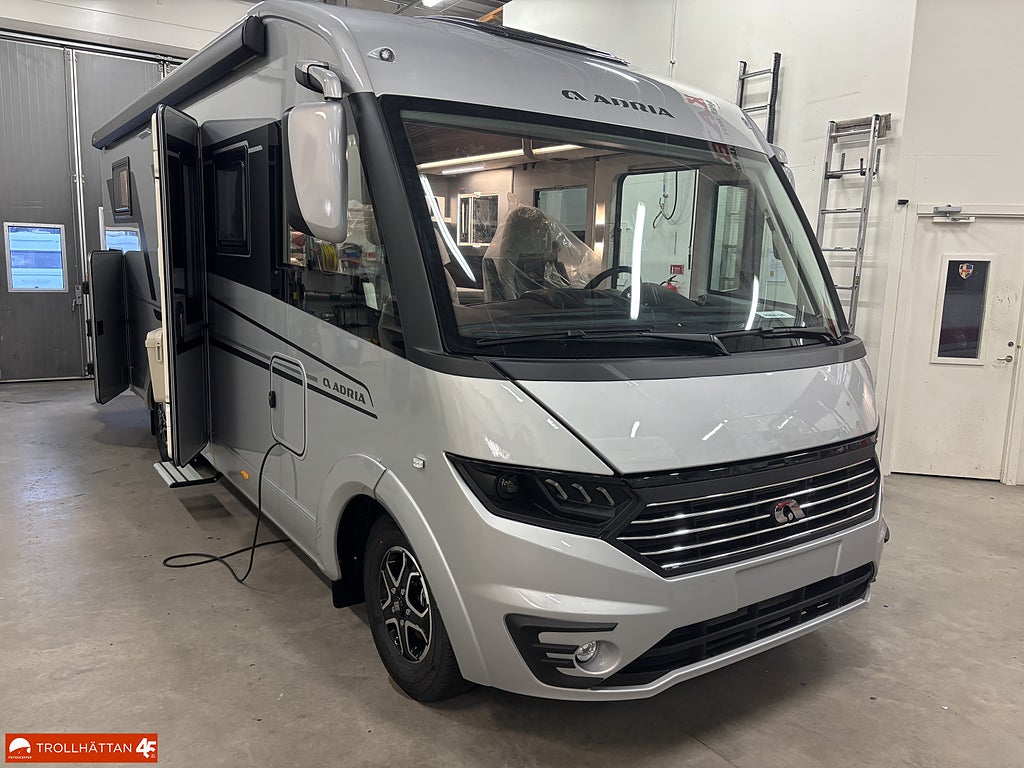 Adria SONIC SUPREME 700 DL - Fiat- 180HP 44H