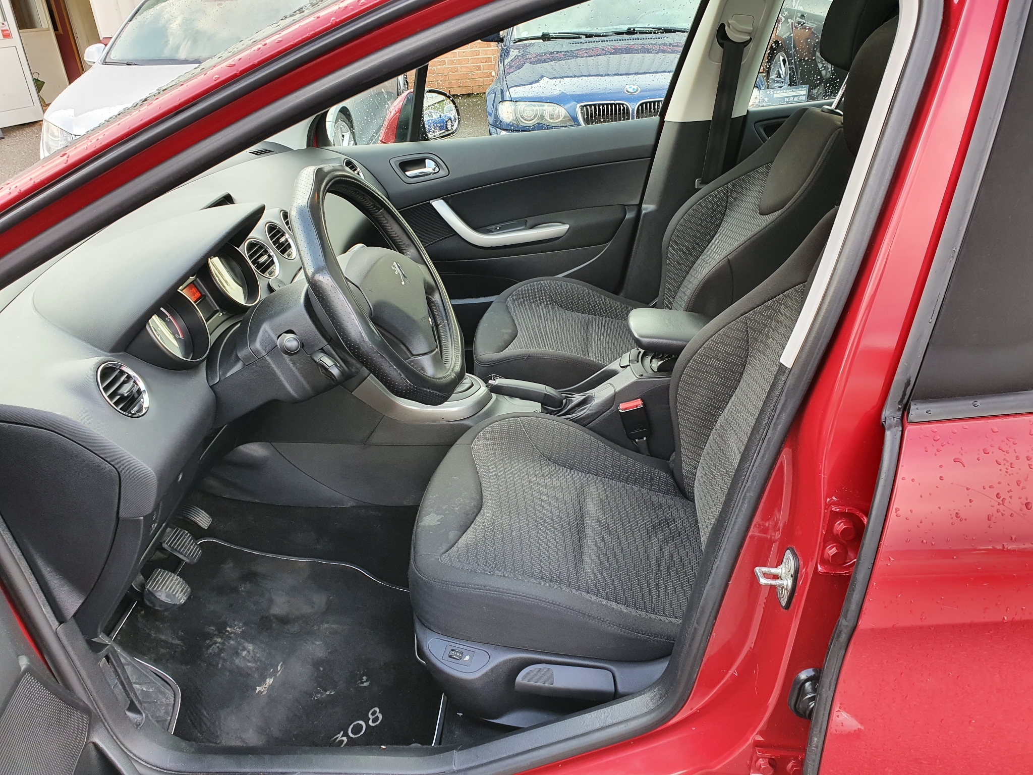 Peugeot 308 SW 1.6 HDi FAP 109hk 2009, bild 7/38