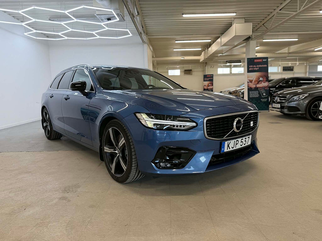Volvo V90 T4 R-Design Polestar Drag Värmare Navi B-Kamera VoC LED