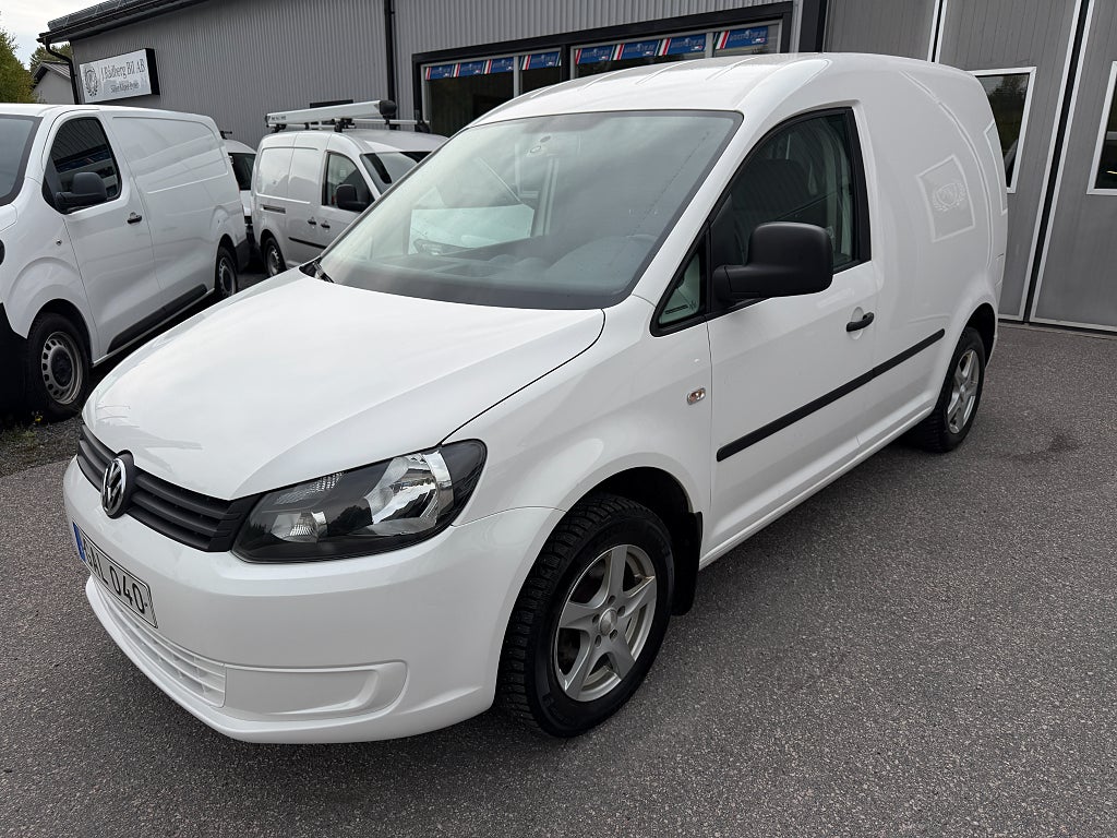 Volkswagen Caddy 1.6 TDI 1 ägare Endast 6151mil Värmare Drag Moms