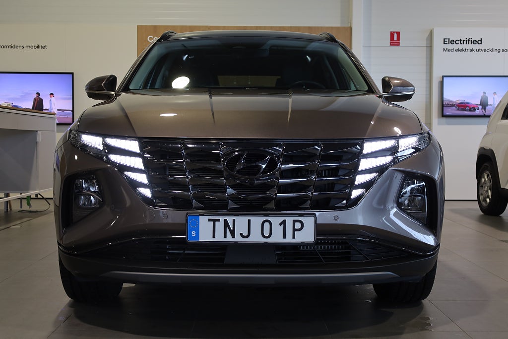 Hyundai Tucson Hybrid AWD Advanced Pano 360° Navi Krell Läder Keyless 2023