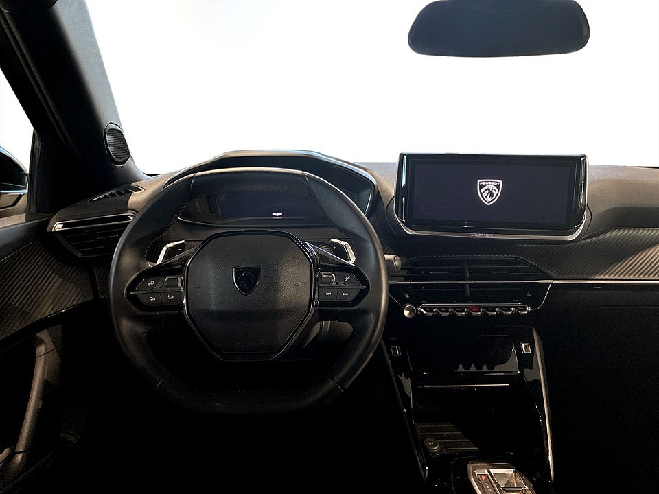 Bild på Peugeot 2008 Allure 1.2 PT 130hk B-KAMERA CARPLAY
