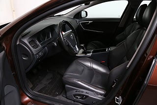 Sedan Volvo S60 Cross Country 10 av 24