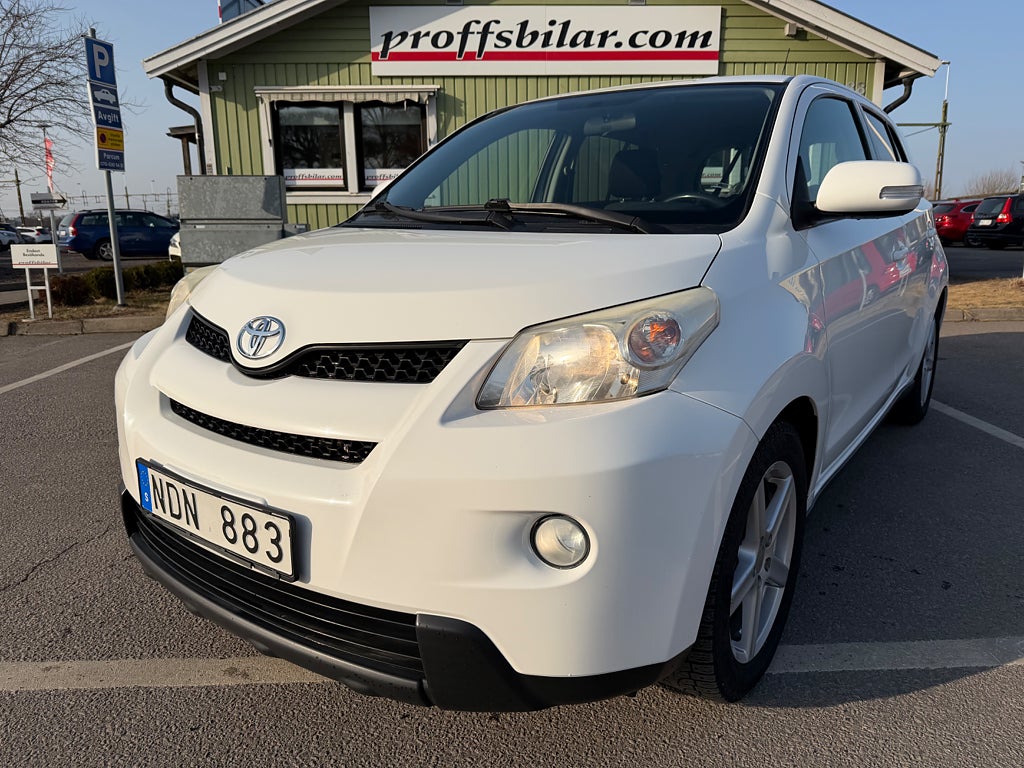 Toyota Urban Cruiser 1.4 D-4D Euro 5 -EN ÄGARE 