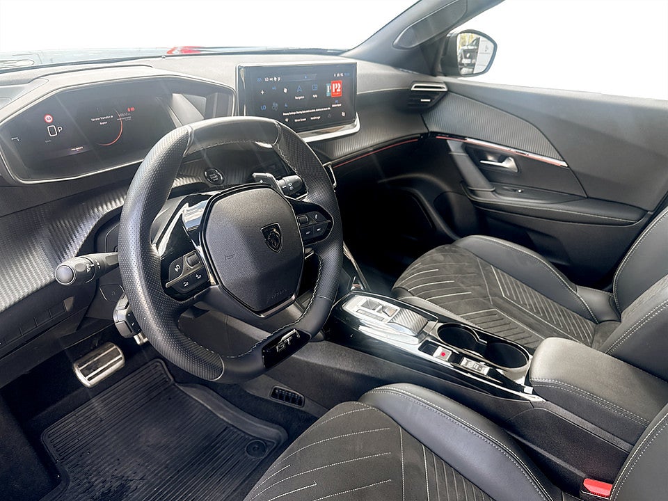 Bild på Peugeot 2008 GT Hybrid 145hk Aut B-KAMERA CARPLAY