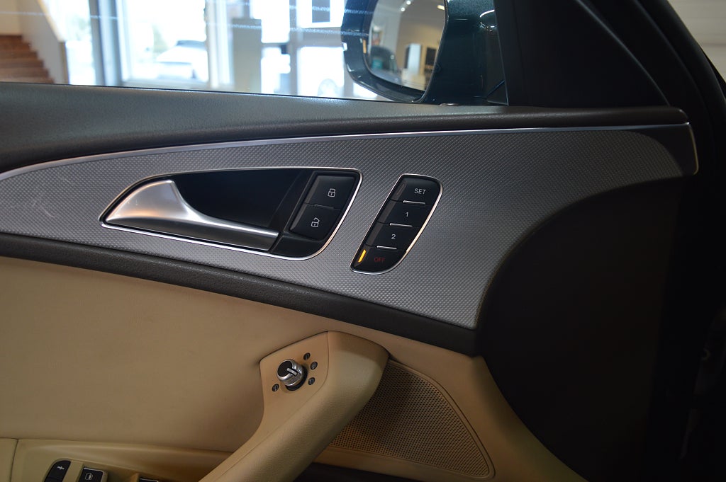 Audi A6 2013 - miniatyr 15