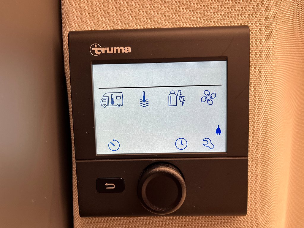 Adria Twin 640 SLB (60Y) / Långbädd / B-körkort / Automat - Adria