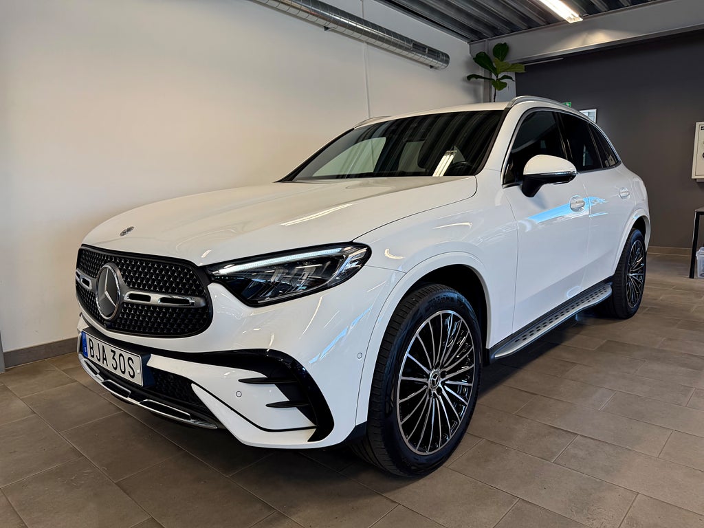 Mercedes-Benz GLC 300 e 4MATIC AMG Line Advanced Plus 360° Drag Värmare