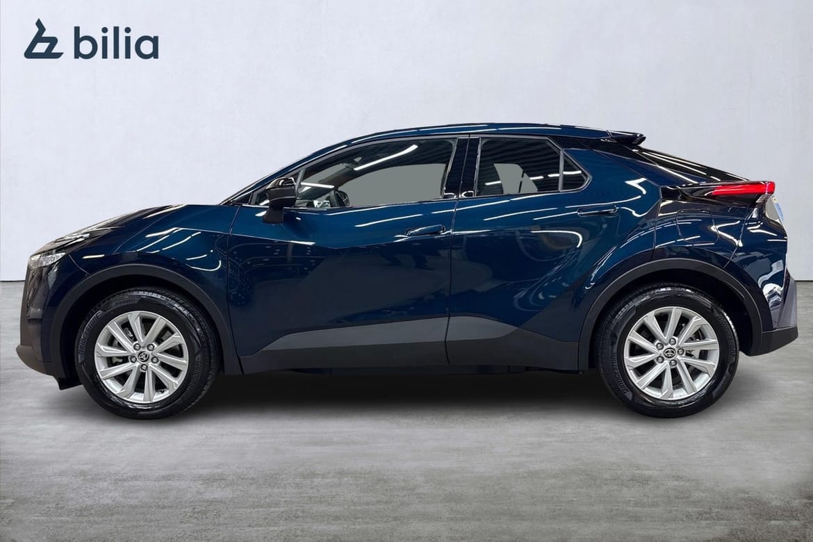 Toyota C-HR 2,0 Laddhybrid Active 2025, bild 3/45