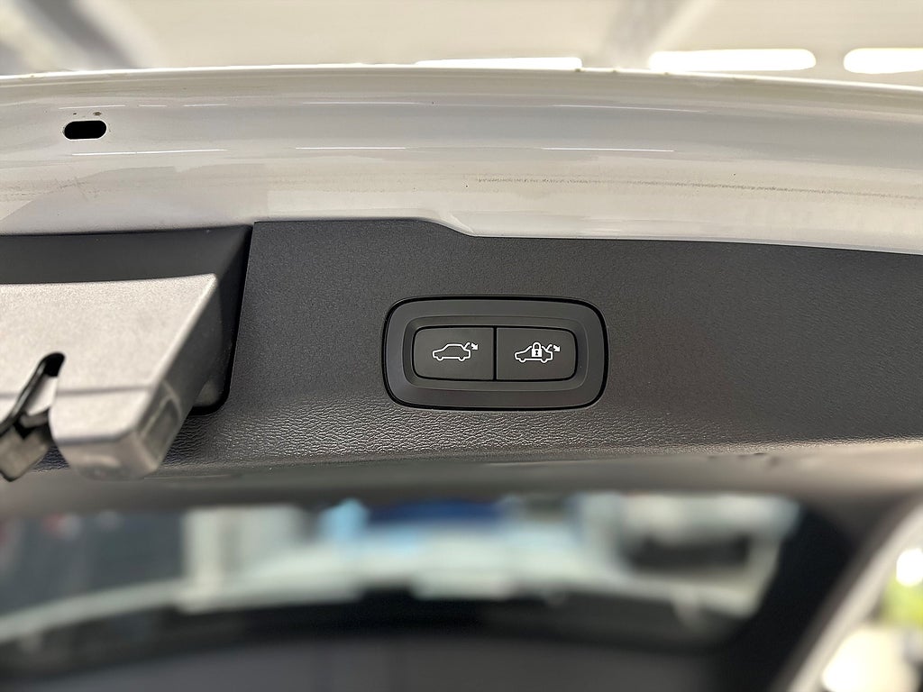 Volvo V60 Recharge T6 AWD INSCRIPTION EXP /B-Kamera/NAV/DRAG/