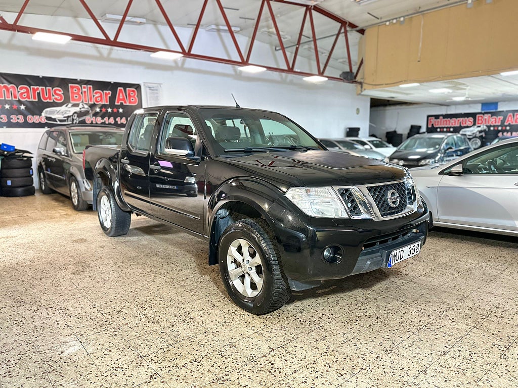 Nissan Navara Dubbelhytt 2.5 dCi 4x4 Automat Ny Servad 