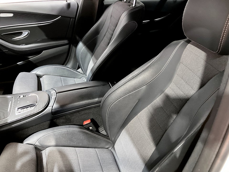 Bild på Mercedes-Benz E300 de 4MATIC AMG Line PHEV 306hk Aut B-KAMERA DRAG CARPLAY