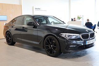 Sedan BMW 530 4 av 21