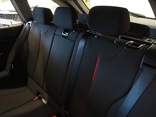 Kombi BMW 318 18 av 23