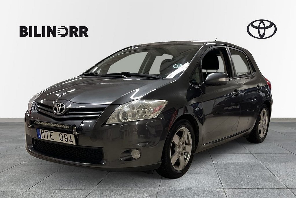 Toyota Auris 1.4 D-4D DPF 5-D MAN EDITION PLUS