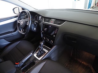 Kombi Skoda Octavia 10 av 24