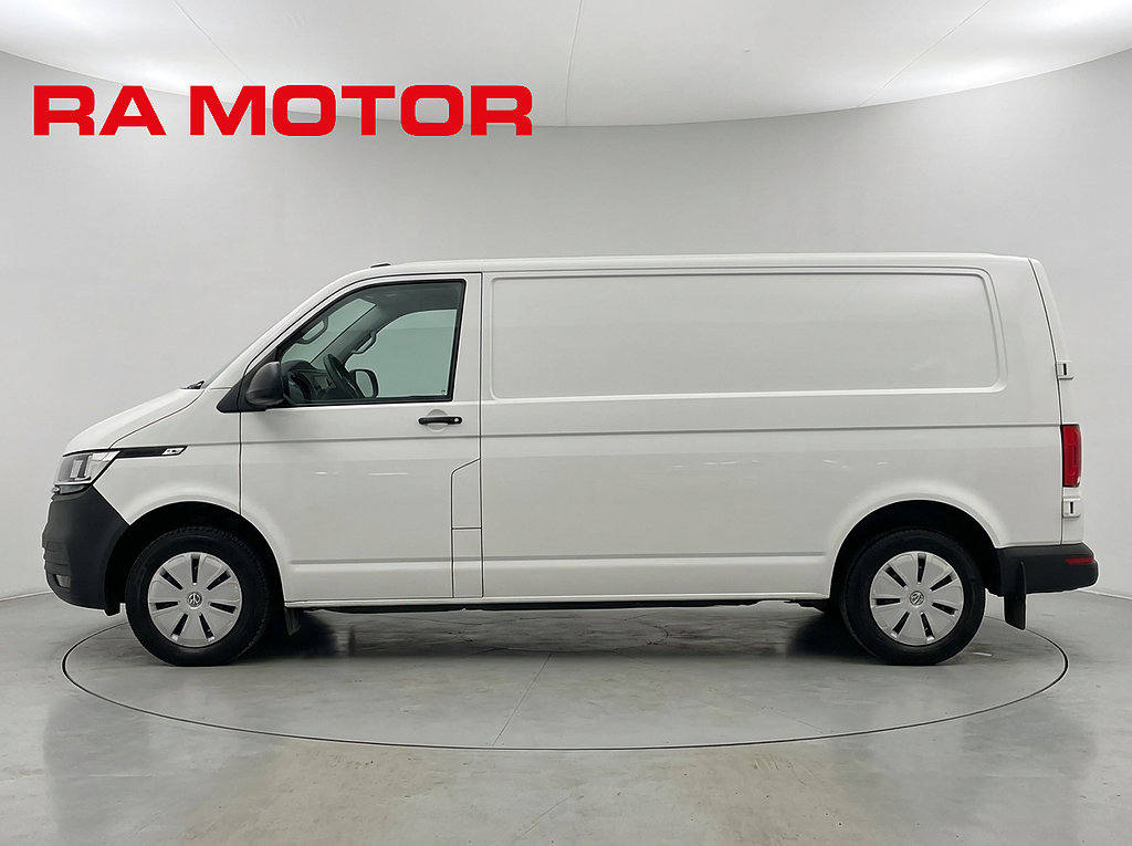 Volkswagen Transporter T30 2,0 TDI 150hk SCR Skåp DSG Värmare Drag Leasbar 2024