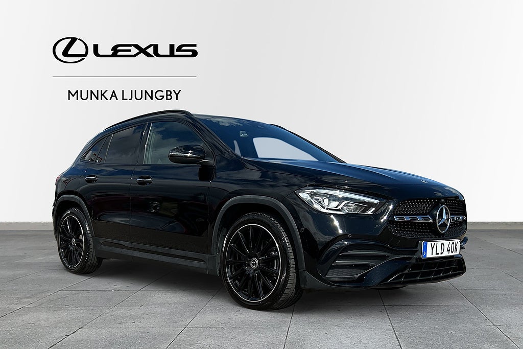 Mercedes-Benz GLA 200 AMG-Line Drag Widescreen Night Package