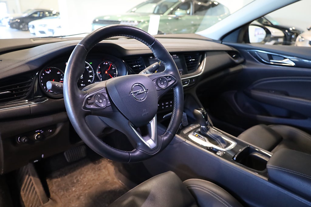 Opel Insignia Grand Sport 1.5 Turbo OPC-Line AUT Navi Kamera M-Värme 2018
