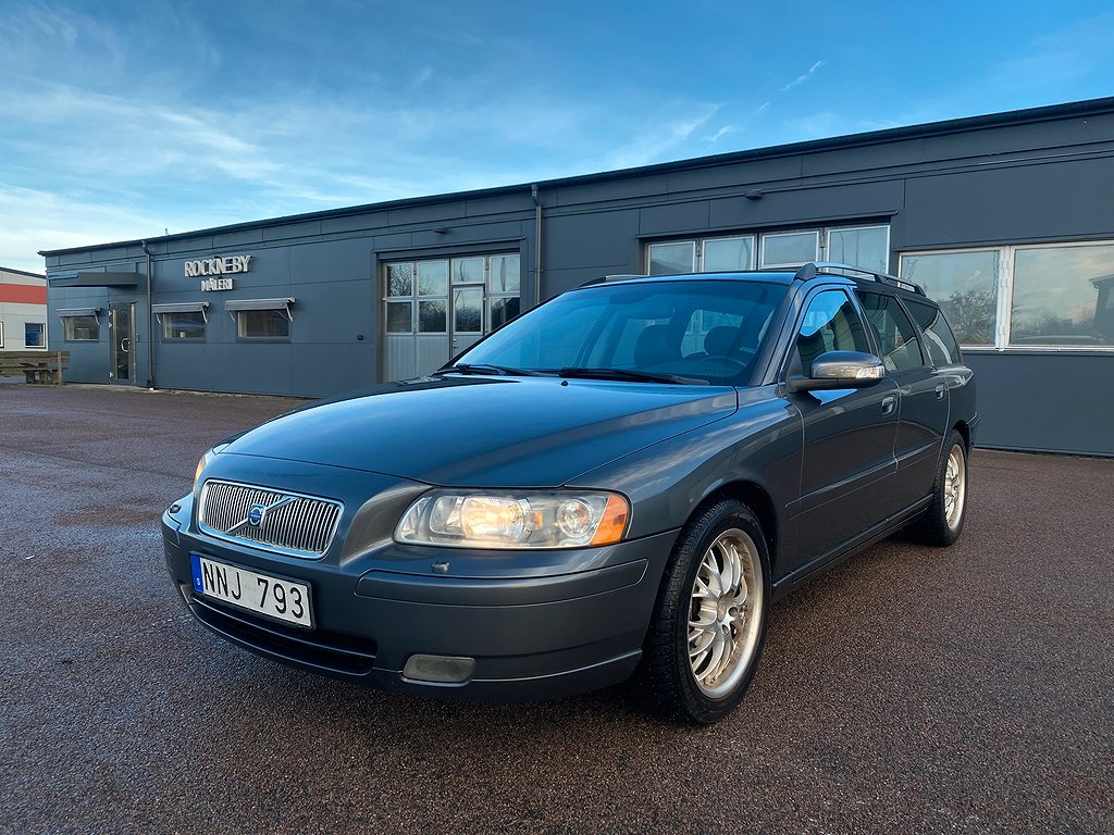 Volvo V70 D5 Classic, Momentum  | NYBES | NYSERVAD | DRAG |