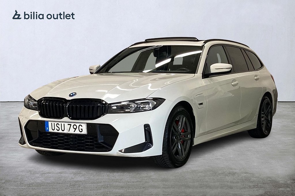BMW 330e xDrive Touring aut M Sport 292hk Panorama Navi 
