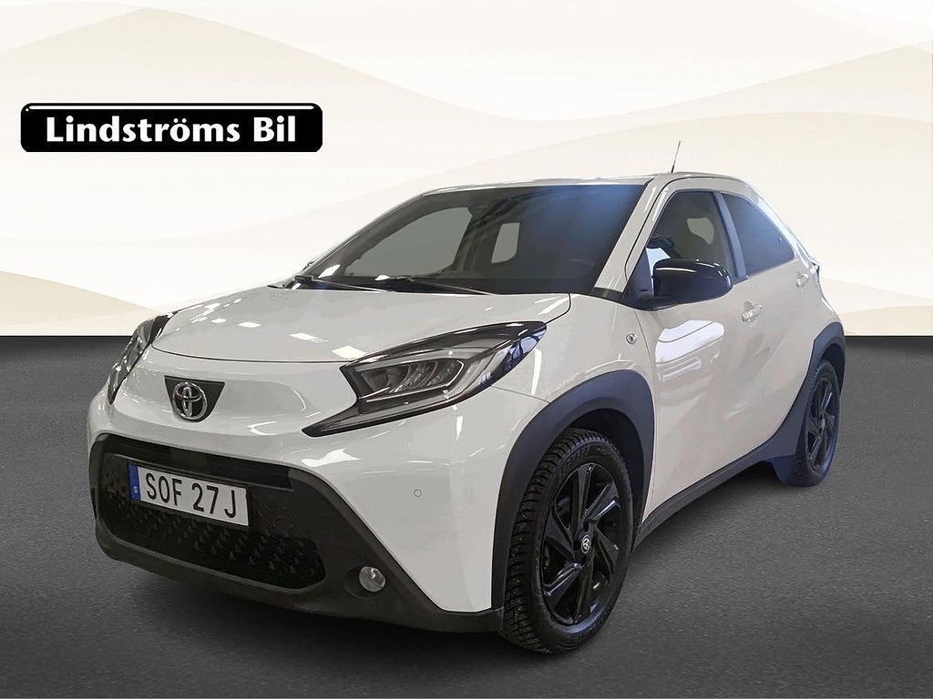 Toyota Aygo X Play Comfort & Style 1.0 72hk V-Hjul Moms