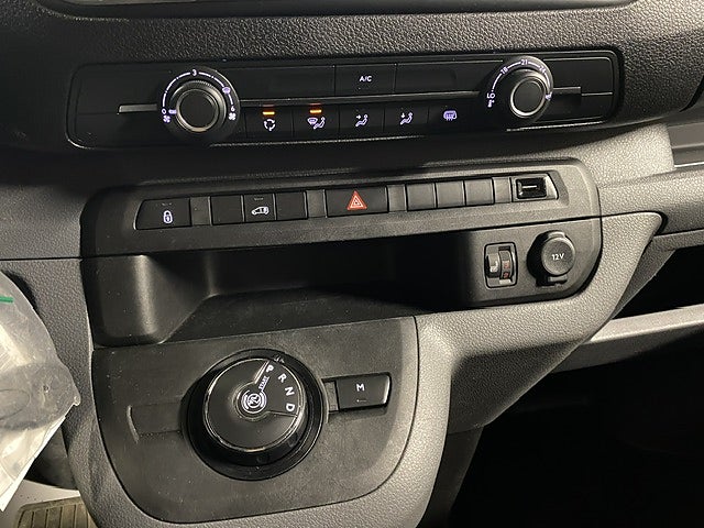 Bild på Peugeot Expert PRO 2.0 BHDi 145hk Aut L2 - B-KAMERA, DRAG