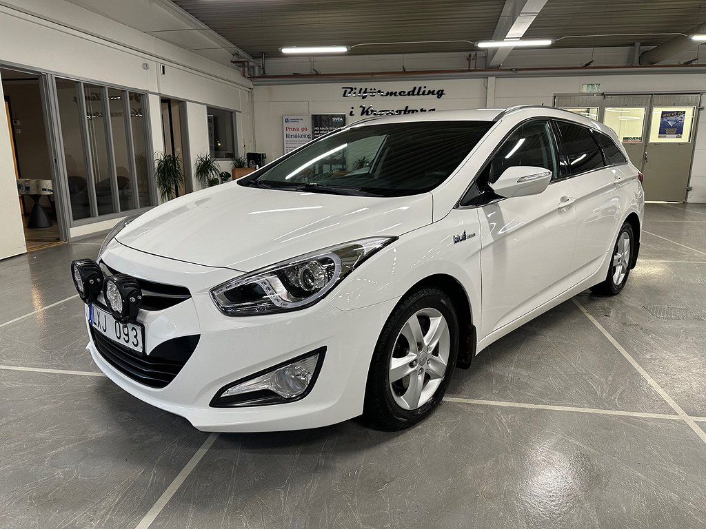 Hyundai i40 cw 1.7 CRDi Select Nykoppling Nybesiktigad 6-vxl