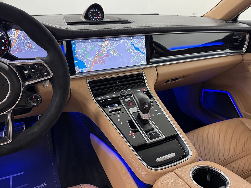Porsche Panamera 2017 - miniatyr 10