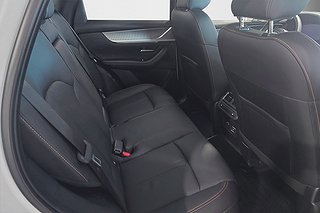 SUV Mazda CX-60 17 av 27
