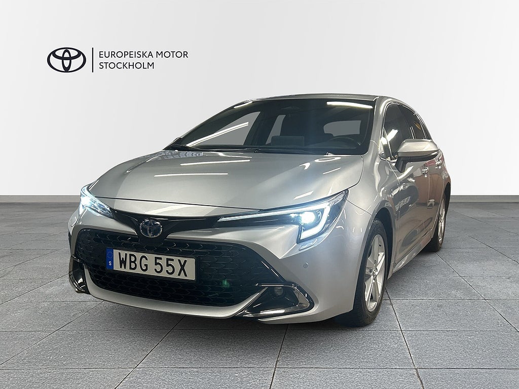 Toyota Corolla 1,8 HYBRID 5D STYLE / VINTERHJUL 