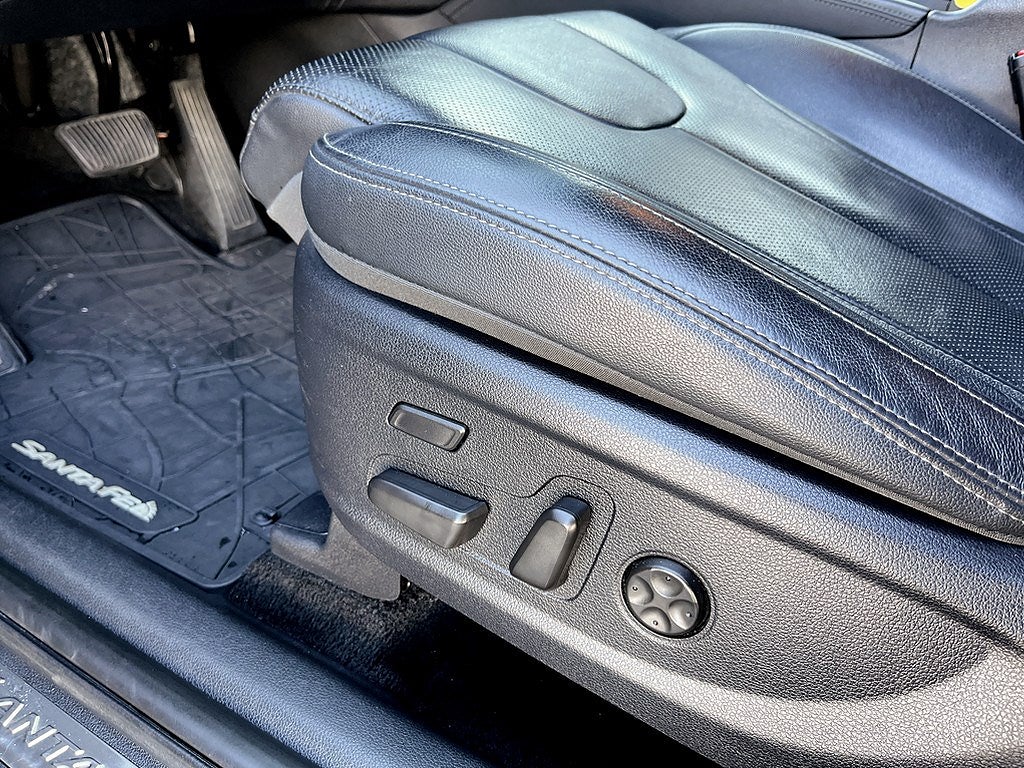 Bild på Hyundai Santa Fe Premium 2.2 200hk Aut AWD - 7-SITS,B-KAMERA,ELSTOL