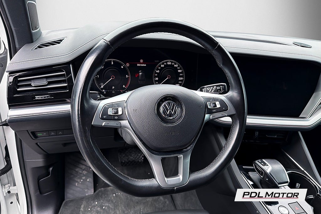 Volkswagen Touareg 2018 - miniatyr 12