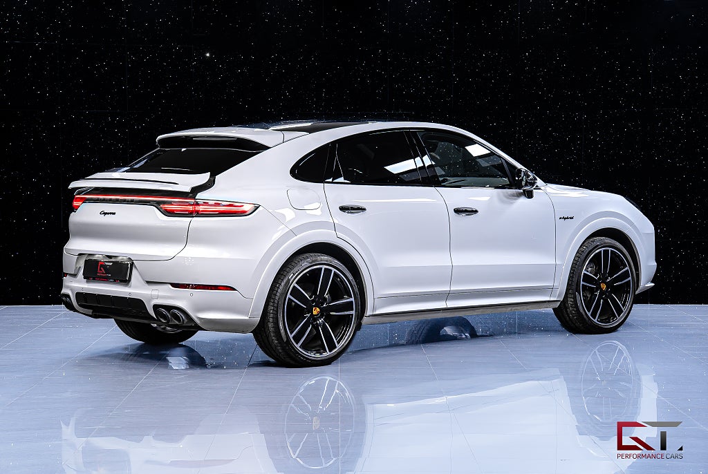 Porsche Cayenne E-Hyb Coupé PLATINUM MOMS SportDesign 22" Pano BOSE