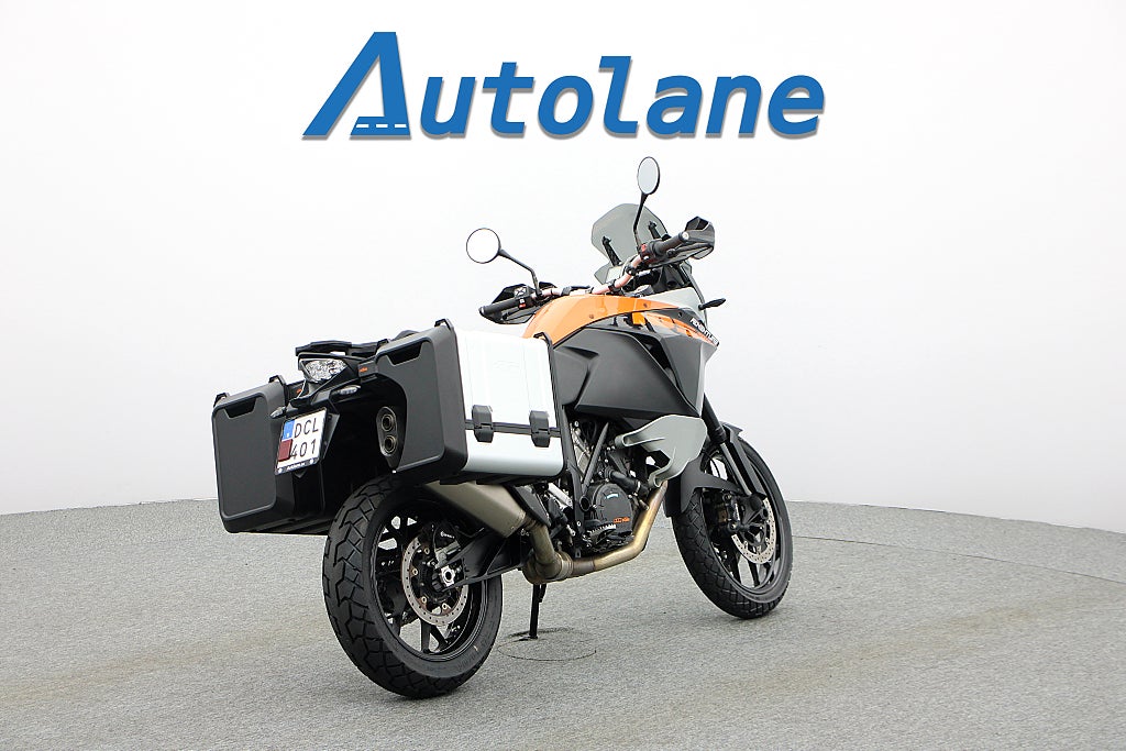KTM 1050 Adventure ABS *Nyservad Nya däck